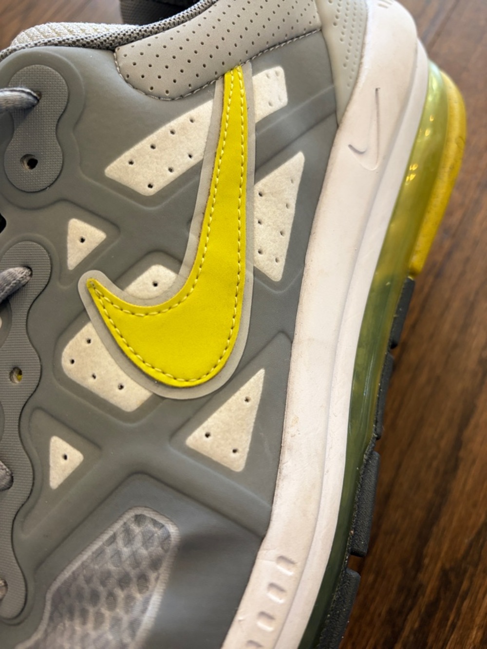 Nike Men’s Gray and Yellow Athletic Sneakers Size 13 - Picture 12 of 12